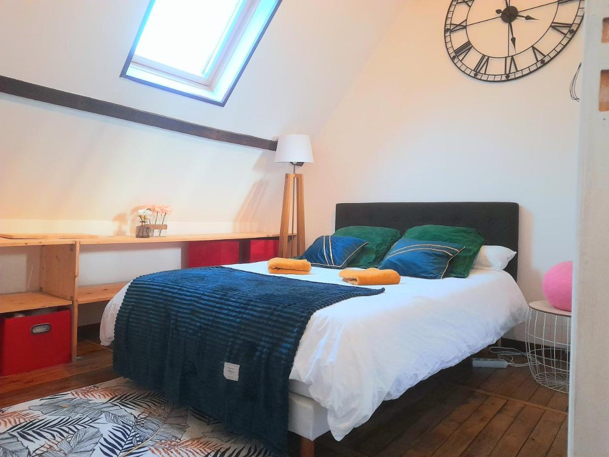 Le Nid D'Hirondelles - Appartement De Caractere Hypercentre Au Calme Bourges Kültér fotó